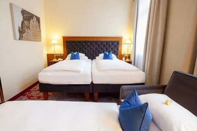 Classic Tek Büyük veya İki Ayrı Yataklı Oda (with extra bed)