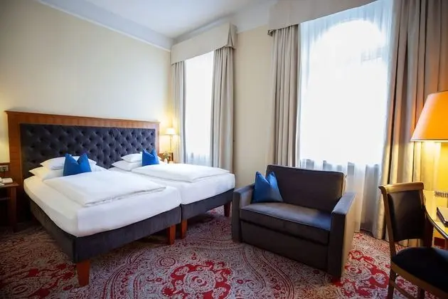 Classic Tek Büyük veya İki Ayrı Yataklı Oda (with extra bed)