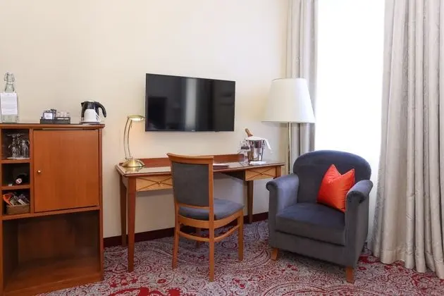 Classic Tek Büyük Yataklı Oda