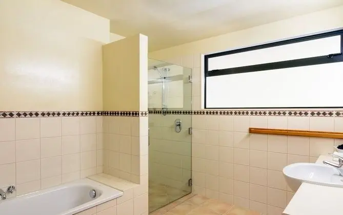 Superior Apart Daire, 2 Yatak Odası, Deniz Manzaralı