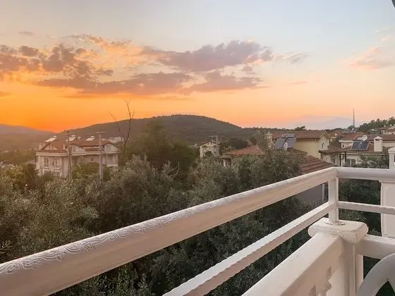 Comfort Üç Kişilik Oda, Balkon