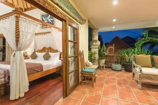 Villa, 3 Yatak Odası, Kişiye Özel Havuzlu, Bahçe Manzaralı