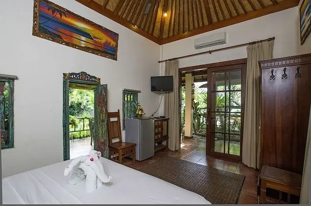Villa, 4 Yatak Odası, Kişiye Özel Havuzlu, Bahçe Manzaralı