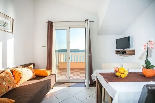 Apart Daire, 1 Büyük (Queen) Boy Yatak, Deniz Manzaralı (A2)