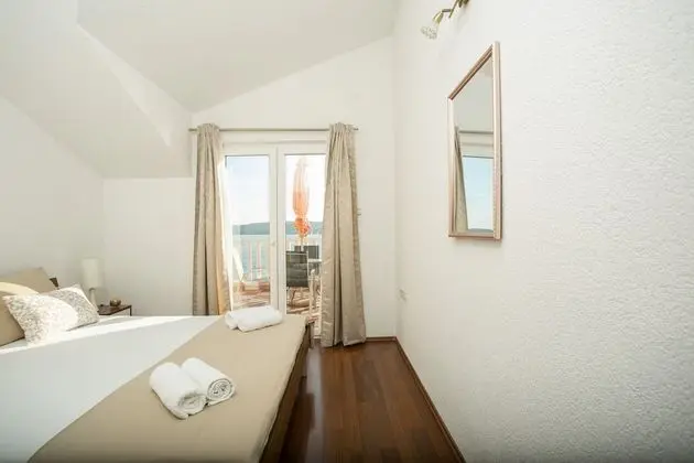 Apart Daire, 1 Büyük (Queen) Boy Yatak, Deniz Manzaralı (A2)