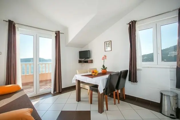 Apart Daire, 1 Büyük (Queen) Boy Yatak, Deniz Manzaralı (A2)