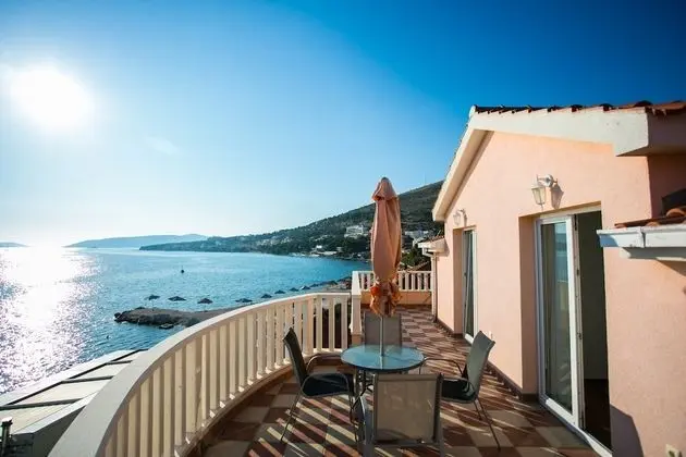 Apart Daire, 1 Büyük (Queen) Boy Yatak, Deniz Manzaralı (A2)