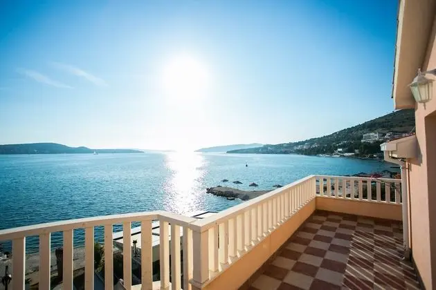 Apart Daire, 1 Büyük (Queen) Boy Yatak, Deniz Manzaralı (A2)