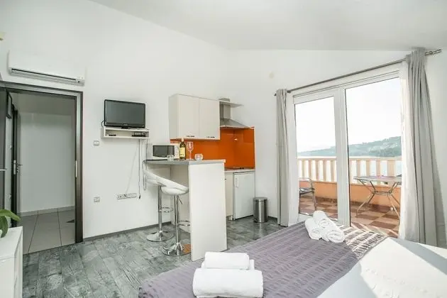 Comfort Stüdyo, 1 Büyük (Queen) Boy Yatak, Deniz Manzaralı (A1)