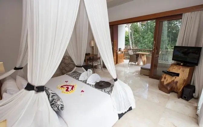 Luxury Süit, 1 Çift Kişilik Yatak, Özel Banyo, Bahçe Manzaralı
