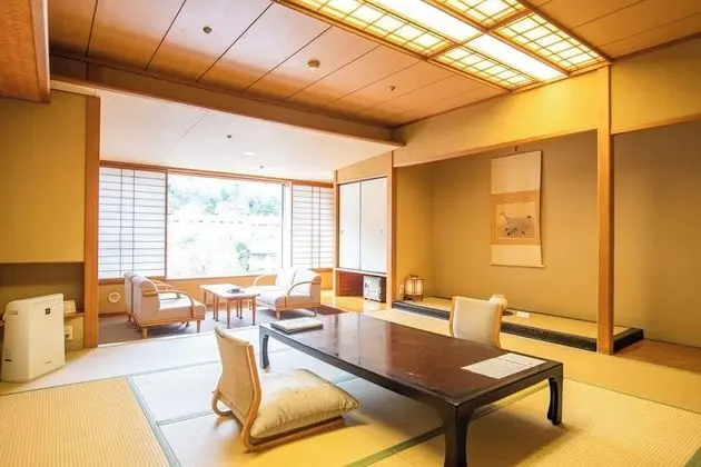 Traditional Oda (River view, Half Board)
