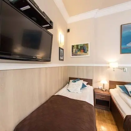 Tek Büyük veya İki Ayrı Yataklı Oda