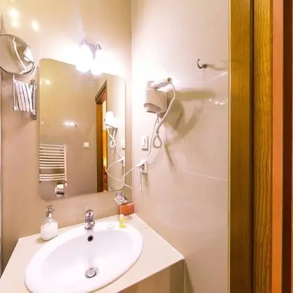 Tek Büyük veya İki Ayrı Yataklı Oda