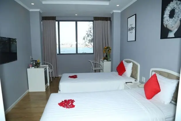 Deluxe Tek Büyük veya İki Ayrı Yataklı Oda