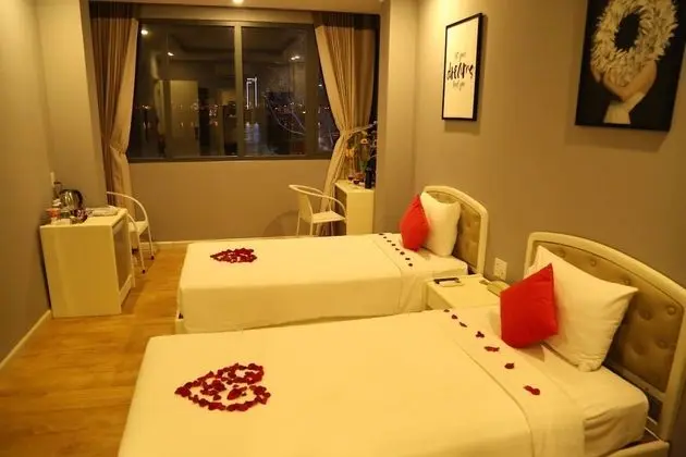 Deluxe Tek Büyük veya İki Ayrı Yataklı Oda