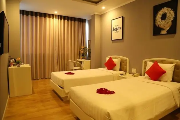 Deluxe Tek Büyük veya İki Ayrı Yataklı Oda