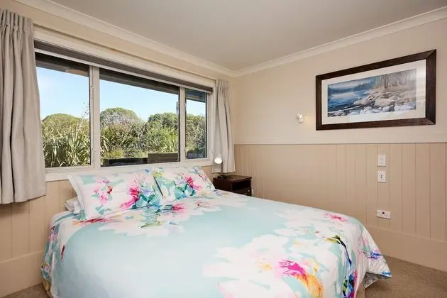 Sleepy Hollow with Shared Bathroom