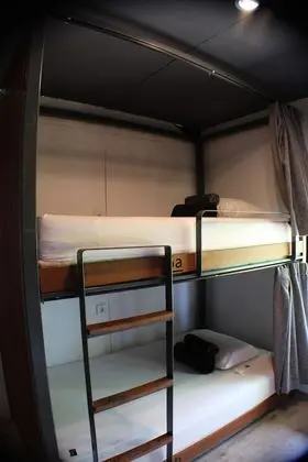 Standard Ortak Ranzalı Oda, Birden Çok Yatak