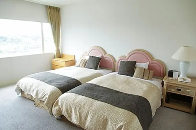 Süit, 2 Çift Kişilik Yatak