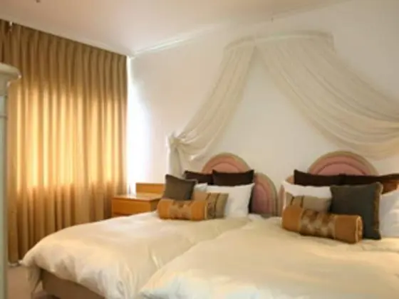 Süit, 2 Çift Kişilik Yatak