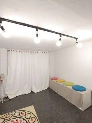 Ortak Ranzalı Oda, Sadece kadınlar için, Ortak Banyo (103, 6 people)