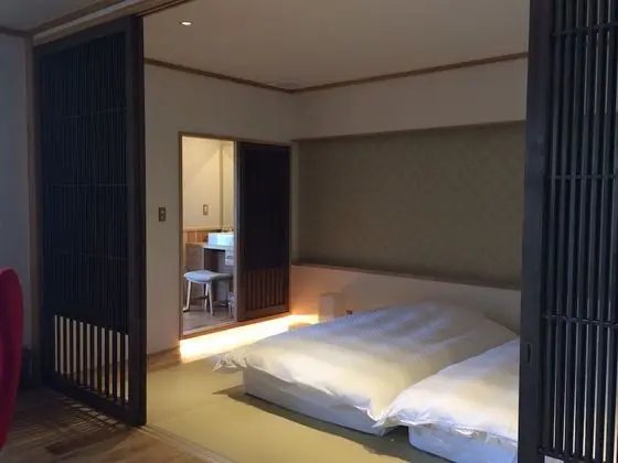 Traditional Süit (Japanese Western Style, Open-air Bath)