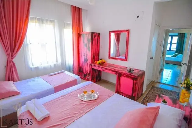 Deluxe Üç Kişilik Oda, Birden Çok Yatak
