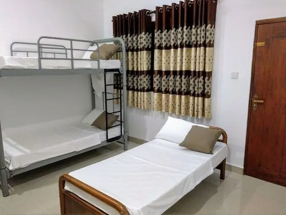 Ortak Ranzalı Oda, 1 Tek Kişilik Yatak, Ortak Banyo