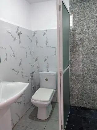 Ortak Ranzalı Oda, Karma Ranzalı Oda, Özel Banyo, Bahçe Manzaralı