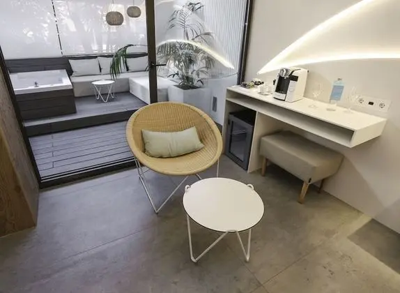 Deluxe Tek Büyük Yataklı Oda, Sıcak Su Küveti