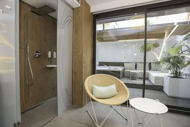 Deluxe Tek Büyük Yataklı Oda, Sıcak Su Küveti
