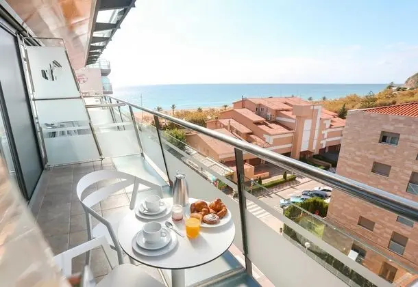 Tek Büyük Yataklı Oda, Deniz Manzaralı (MEDITERRANEAN)