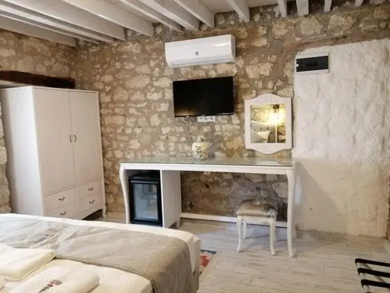 Standart Geniş Oda, Şehir Manzaralı, Zemin Kat