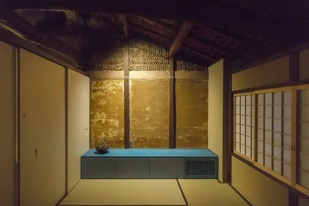 Traditional Ev (Japanese Style)