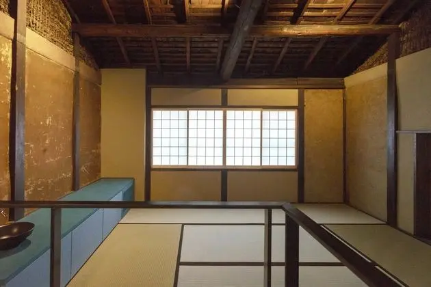 Traditional Ev (Japanese Style)
