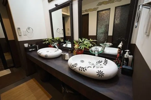 Family Oda, Sigara İçilmez