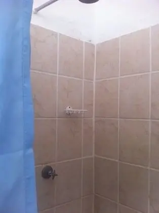 Economy Tek Büyük Yataklı Oda, Ortak Banyo