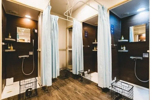 Economy Ortak Ranzalı Oda, Sadece kadınlar için, Sigara İçilmez