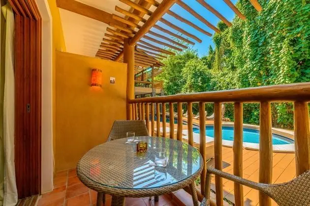 Süit, Balkon