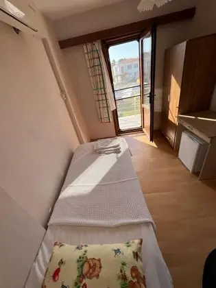 Aile Odası, Havuz ve Bahçe Manzaralı, Aileye Özel