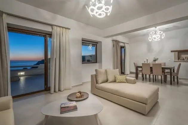 Villa, 3 Yatak Odası, Kişiye Özel Havuzlu, Deniz Manzaralı