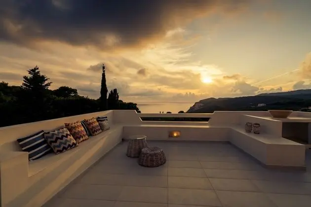Villa, 3 Yatak Odası, Kişiye Özel Havuzlu, Deniz Manzaralı