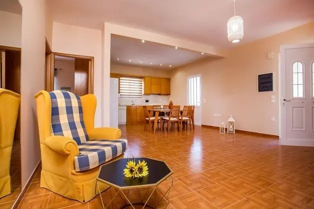 Villa, Havuz Manzaralı