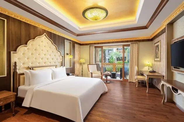 Deluxe Tek Büyük Yataklı Oda