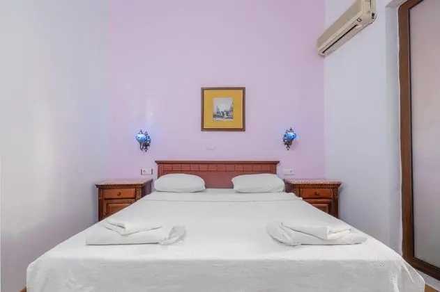 Aile Odası, Bahçe Manzaralı
