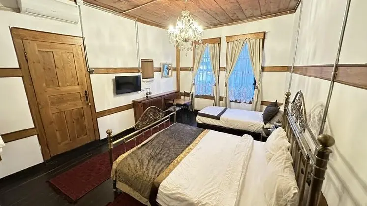 Aile Odası, Şömineli