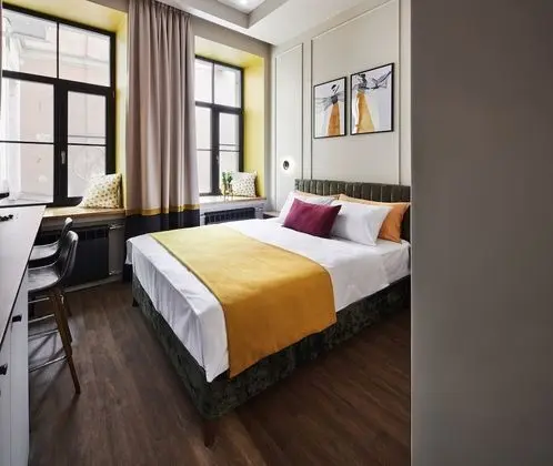 Standard Stüdyo, Avlu Manzaralı