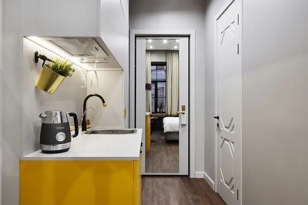 Standard Stüdyo, Avlu Manzaralı