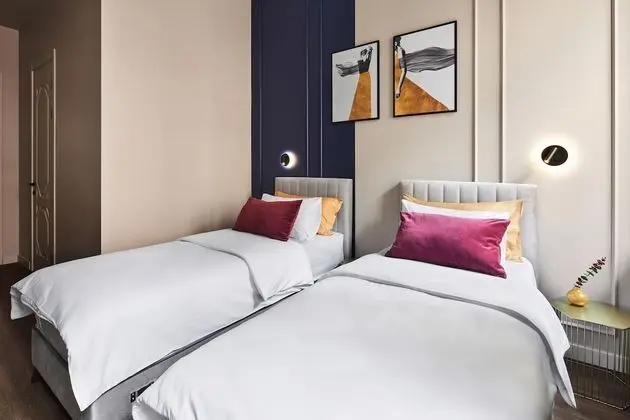 Standard Stüdyo, Şehir Manzaralı