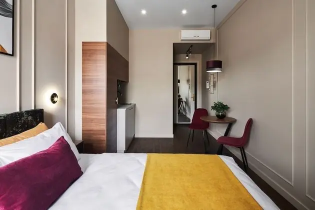 Standard Stüdyo, Şehir Manzaralı